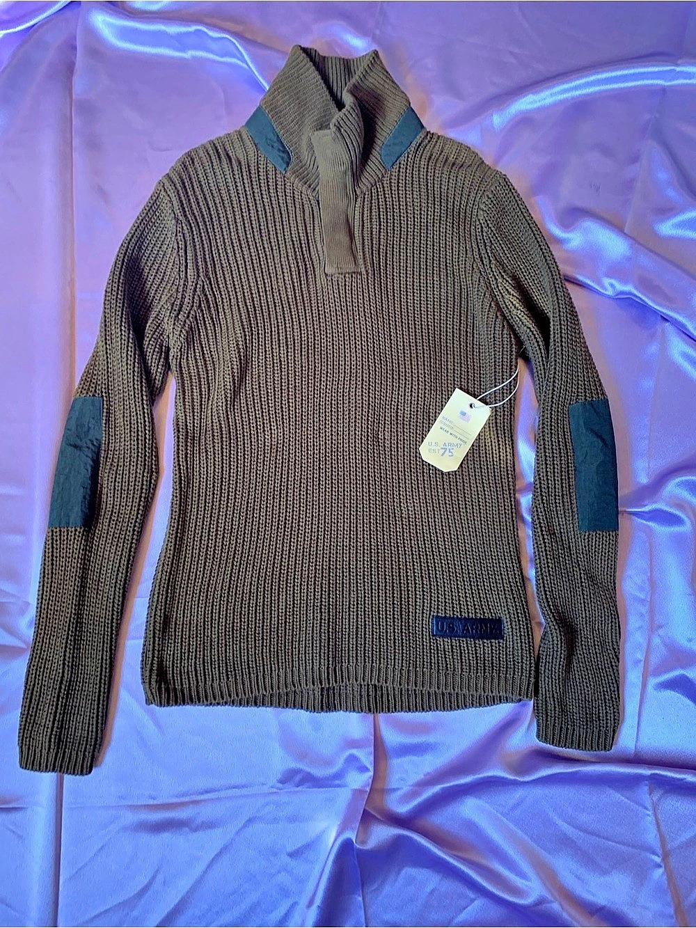 U.S. Army Rib Knit Turtleneck Sweater Size Medium NWT